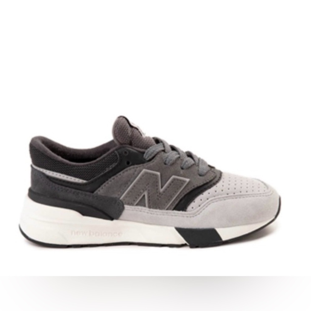Kids New Balance 997R 11c